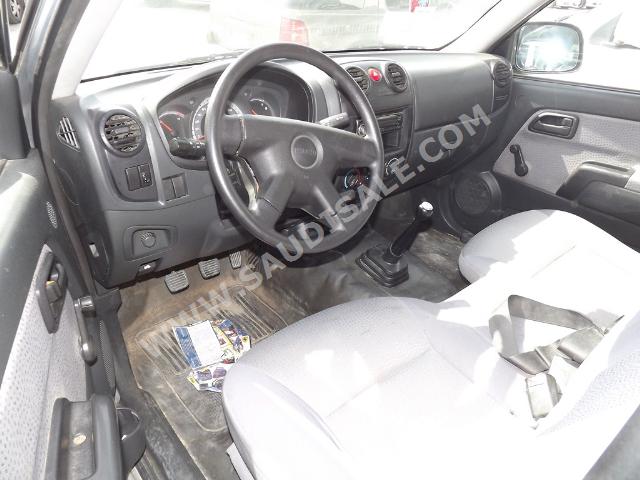 2010 ايسوزو بيكب غمارتين