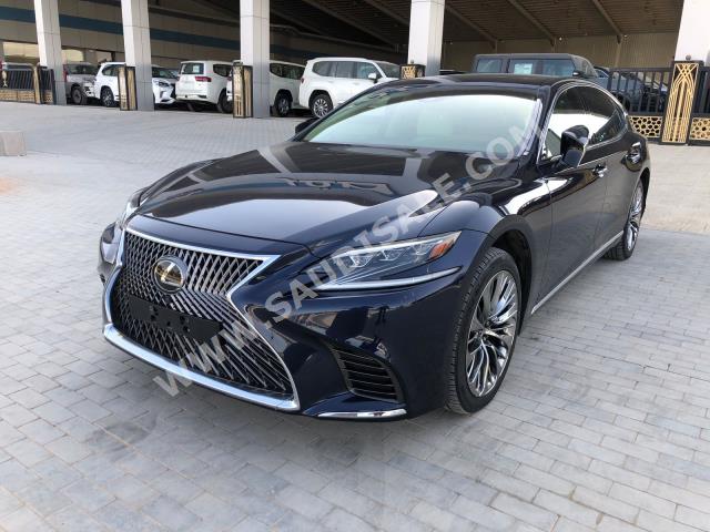 2018 لكزس إل إس 500