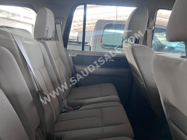 2013 فورد اكسبيديشن