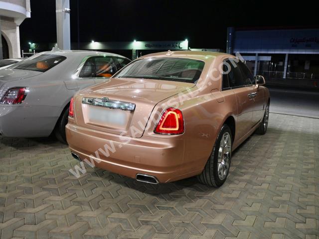 2013 رولز رويس قوست