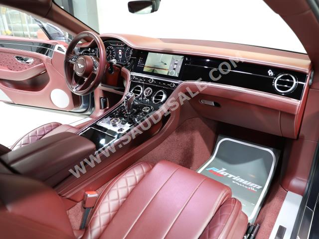 2020 بنتلي كونتيننتل جي تي