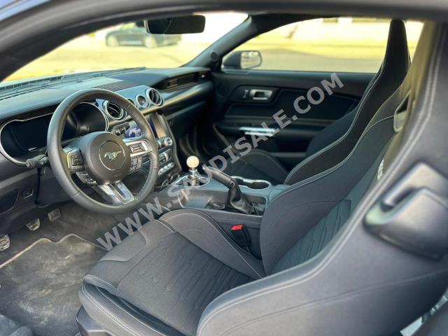 2021 فورد موستانغ ماك 1