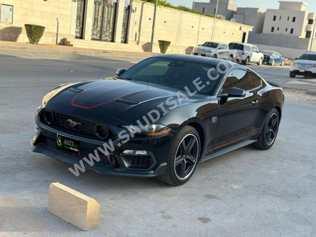 2021 فورد موستانغ ماك 1