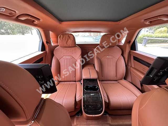 2023 بنتلي بنتايجا إي دابليو بي