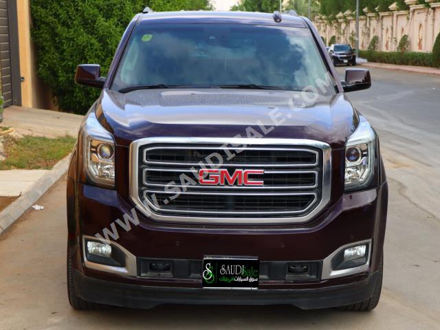 2017 جي ام سي يوكون اس ال تي