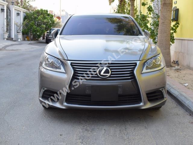 2014 Lexus LS 460 L