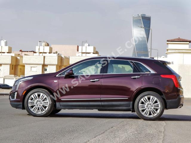 2017 كاديلاك اكس تي 5