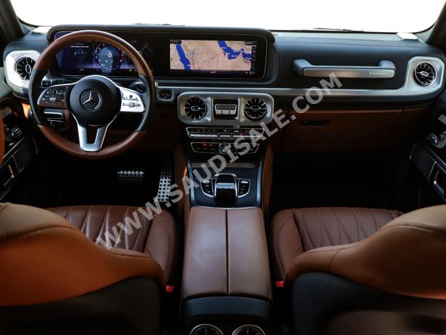 2021 مرسيدس - بنز جي 500 أي إم جي