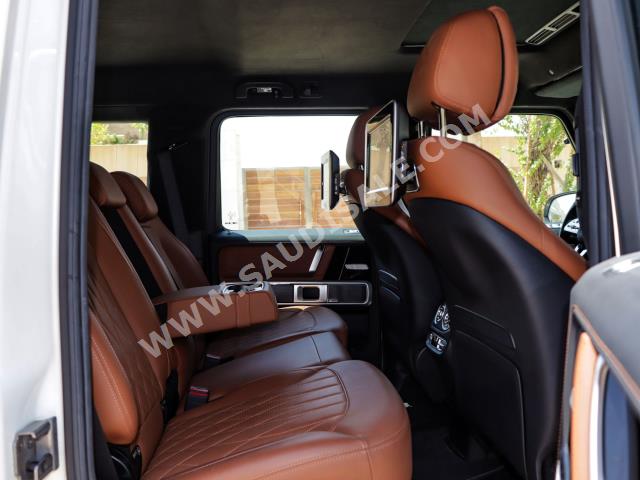 2021 مرسيدس - بنز جي 500 أي إم جي