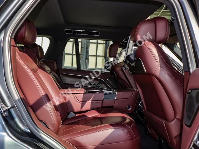 2022 لاند روفر رينج روفر اوتوبيوغرافي