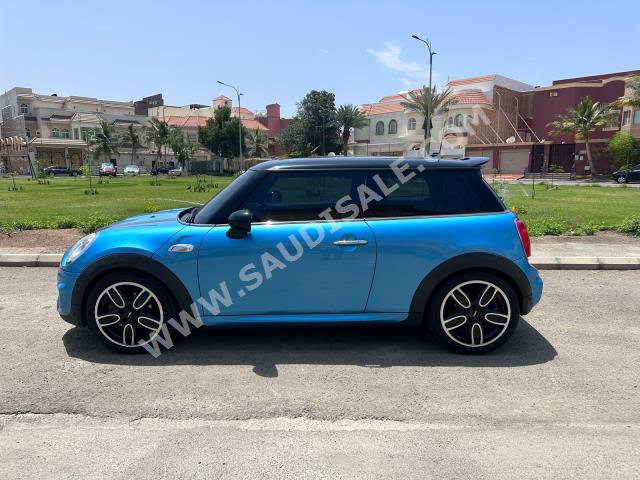 2016 ميني كوبر