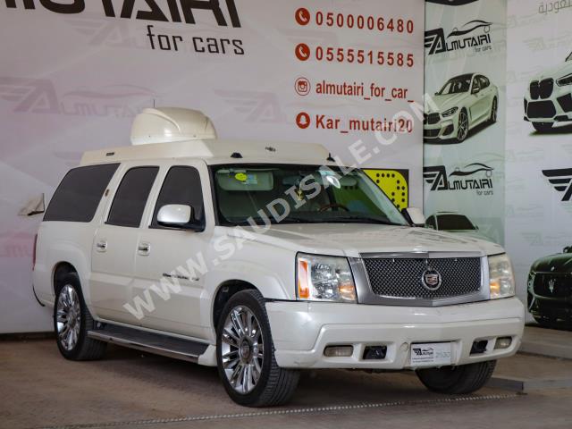 2005 كاديلاك اسكاليد