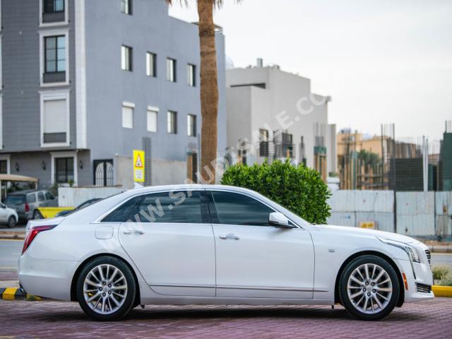 2018 كاديلاك سي تي 5