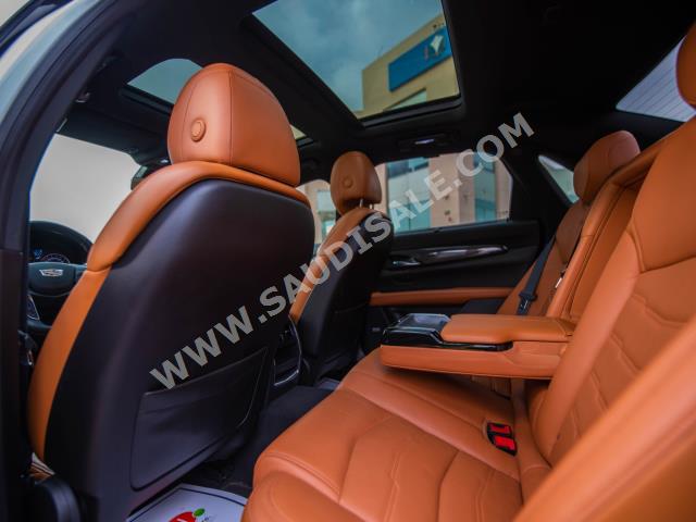 2018 كاديلاك سي تي 5