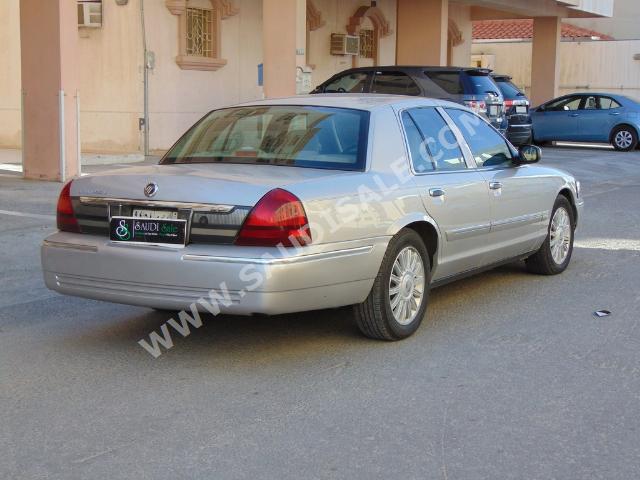 2008 ميركوري جراند ماركيز