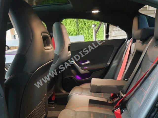 2022 مرسيدس - بنز سي إل أي 35 أي إم جي