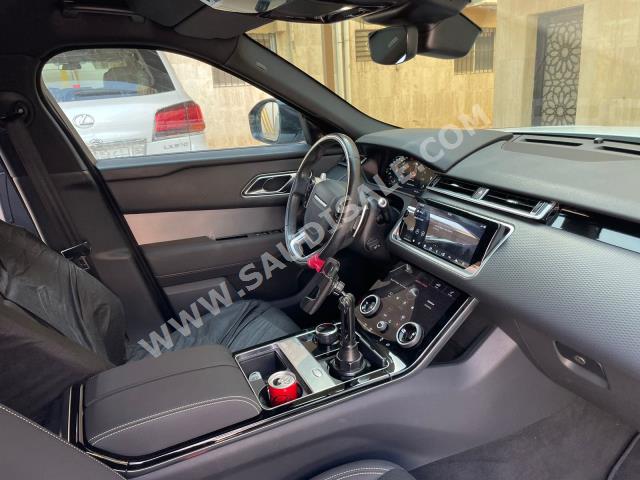 2018 لاند روفر رينج روفر فيلار فيلار