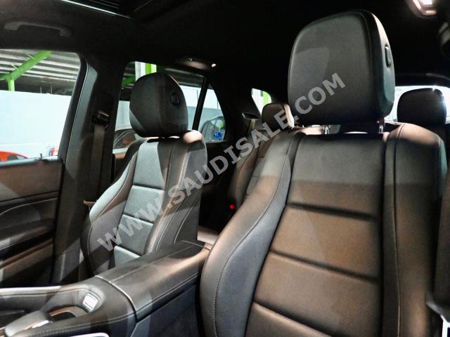 2020 مرسيدس - بنز جي إل إي 350