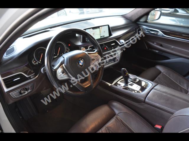 2016 بي ام دبليو الفئة السابعة 740 إل أي