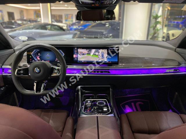 2023 بي ام دبليو الفئة السابعة 760 إل أي إم