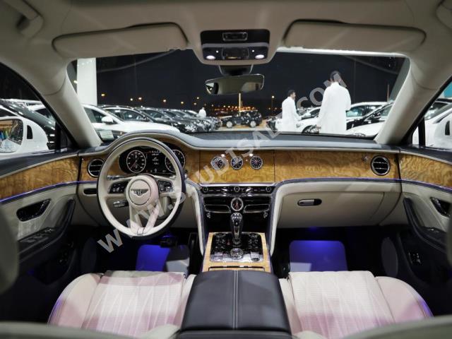 2022 بنتلي كونتيننتل فلاينج سبير