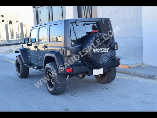 2016 جييب رانجلر صحارى