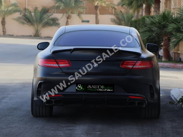 2016 مرسيدس - بنز إس 63 كوبيه