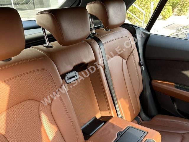 2019 اودي كيو 8