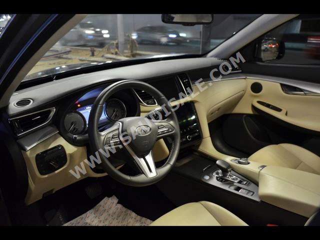 2021 انفينيتي كيو اكس 50