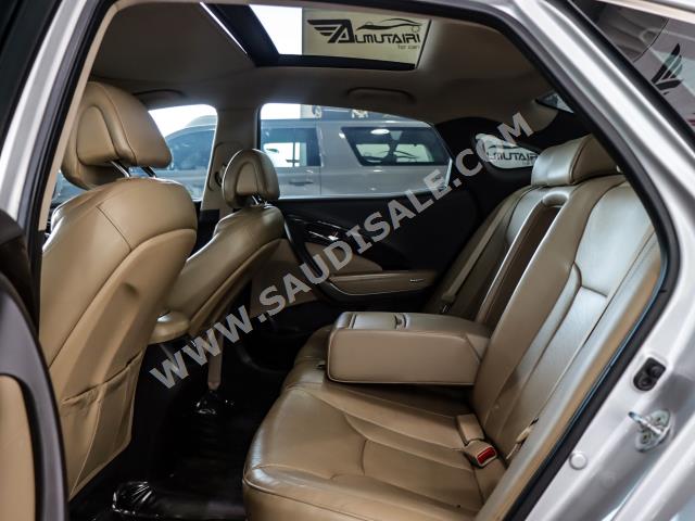 2016 هيونداي ازيرا