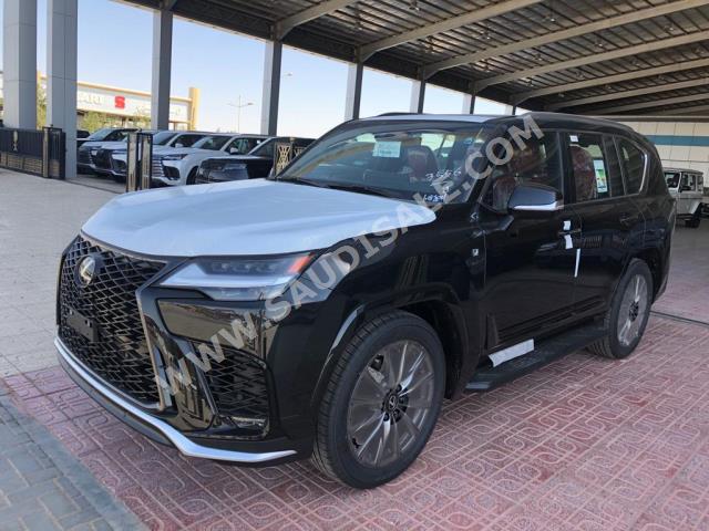 2023 لكزس إل إكس 600 إف