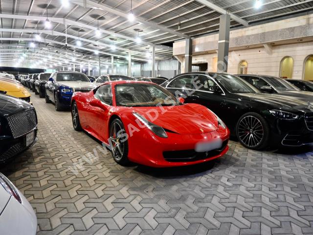 2013 فيراري 458 ايطاليا