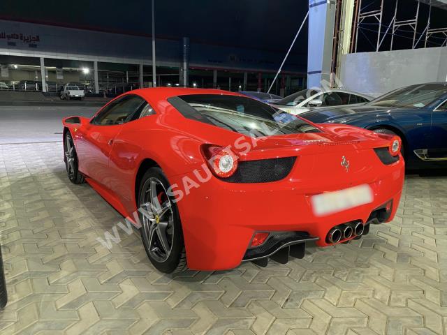 2013 فيراري 458 ايطاليا