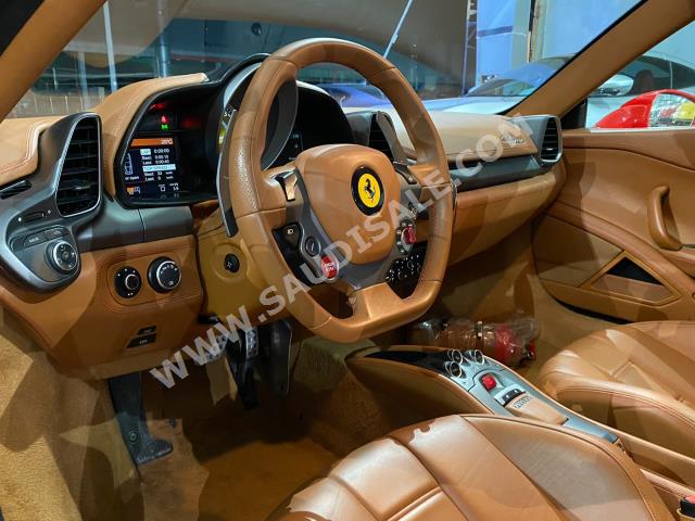 2013 فيراري 458 ايطاليا