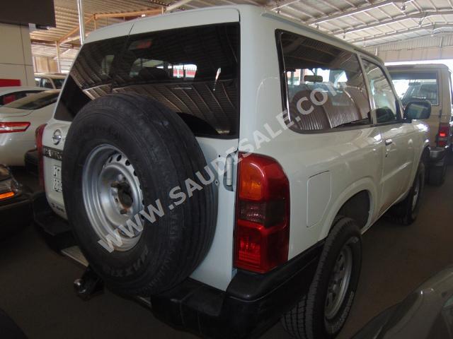 2008 نيسان باترول ربع