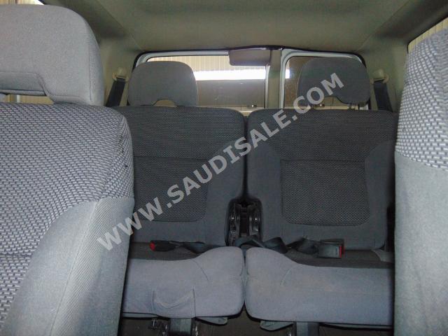 2008 نيسان باترول ربع