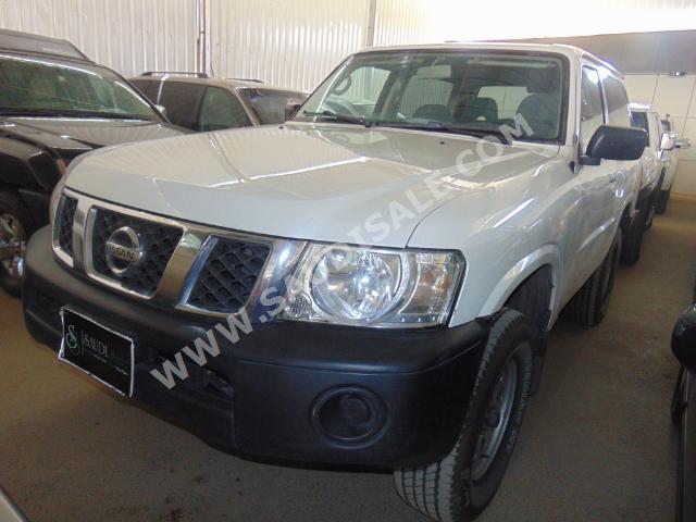 2008 نيسان باترول ربع