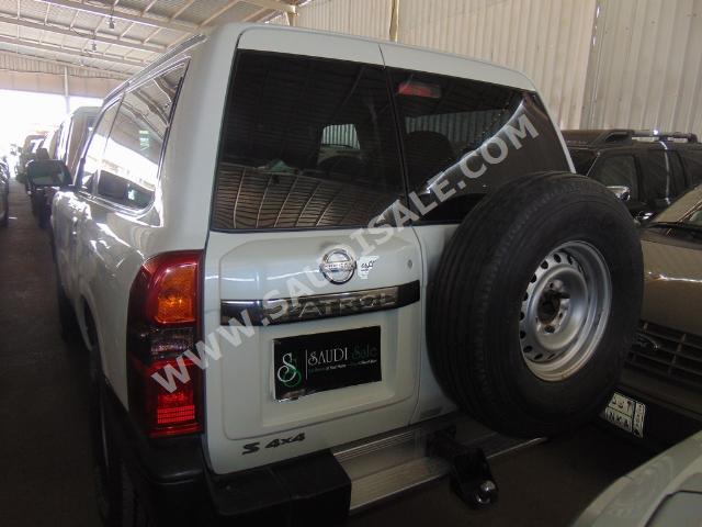 2008 نيسان باترول ربع