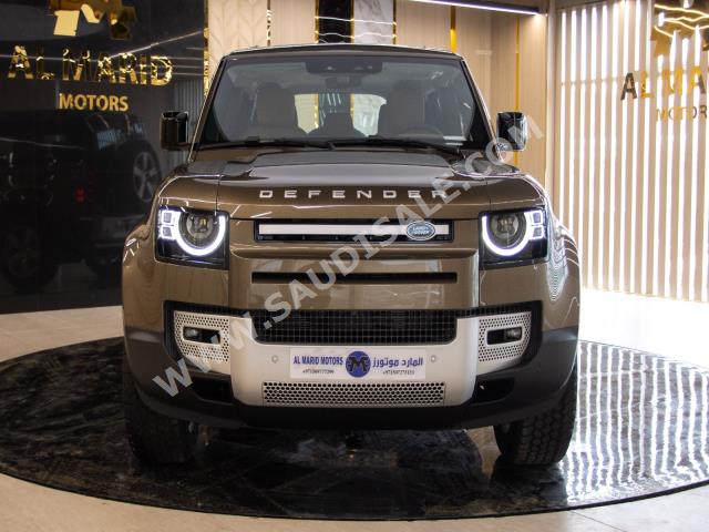 2023 لاند روفر ديفيندر