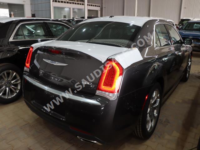 2021 Chrysler 300 C