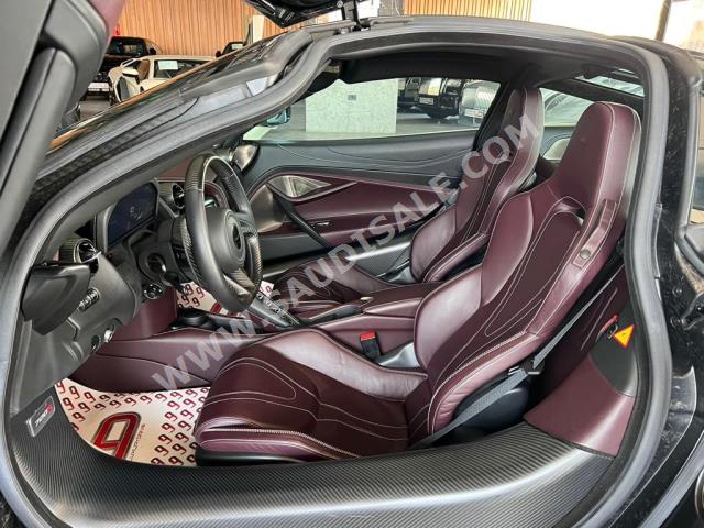 2018 مكلارين 720 إس