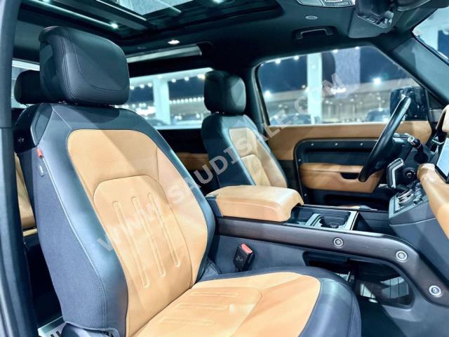 2021 لاند روفر ديفيندر