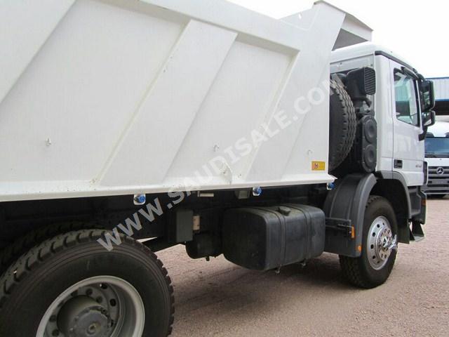 2014 مرسيدس - بنز اكتروس