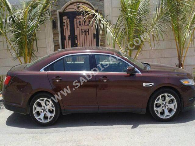2012 Ford Taurus