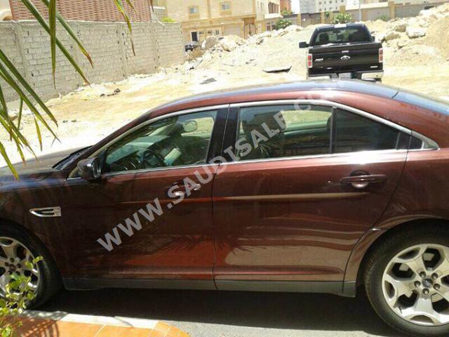 2012 Ford Taurus