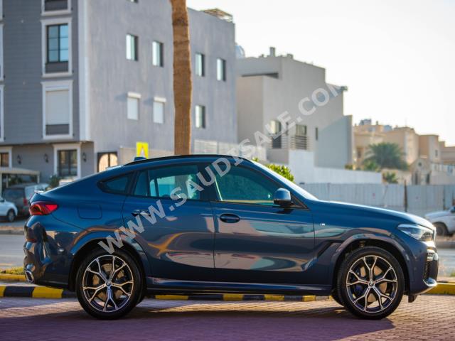 2021 بي ام دبليو الفئة اكس 6