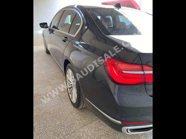 2017 بي ام دبليو الفئة السابعة 730 إل أي