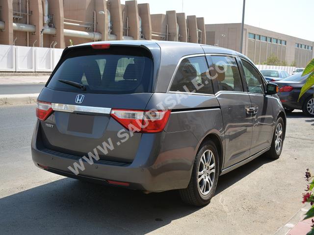 2012 هوندا اوديسي إل إكس