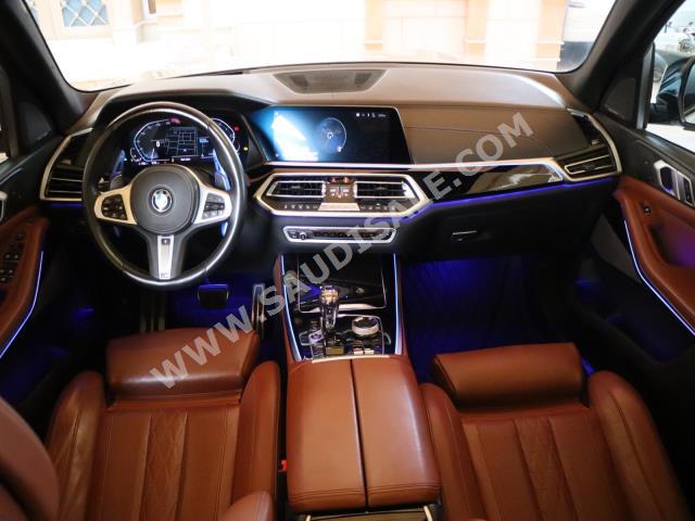 2019 بي ام دبليو الفئة اكس 5 إم كت