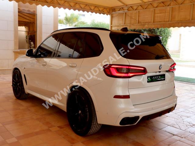 2019 بي ام دبليو الفئة اكس 5 إم كت